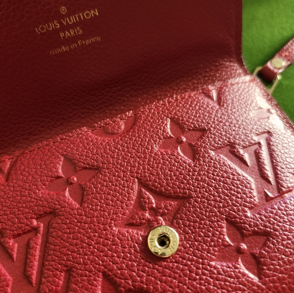 Louis Vuitton Cerise Monogram Empreinte Leather Key Pouch - Picture 9 of 16